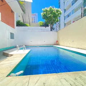 apraiana-house.hotels-in-recife.com/